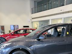 -TESLA 特斯拉(北京南四环中路特斯拉中心)