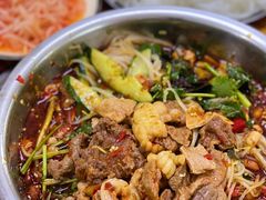 -周良天山牛杂城(天山路总店)