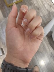 -丽心自助美甲美睫