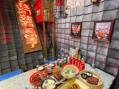 -破瓦寒窑烤羊排·鲜牛肉烧烤