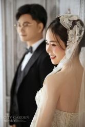 -城市花园婚纱摄影