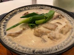 板栗香芋油鸭煲-八月花(旺角朗豪坊店)