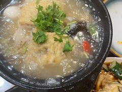-三鞭一花·独一处·元英砂锅(海光寺店)