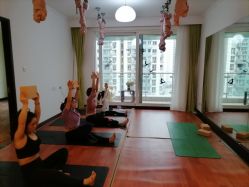 -Yvon yoga 瑜伽·精准体态管理中心