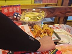 -威记烧嘢·南宁烧烤·超级生牛(绿地店)