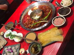 -谭鸭血老火锅(漳州路店)