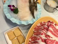 -德天肥牛海鲜火锅(龙吟坊店)
