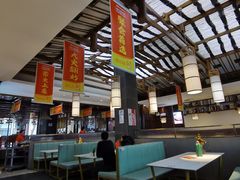 -阿瓦山寨·湘菜现炒·剁椒鱼头王(咸阳总店)