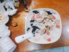 -老何家后安粉·糟粕醋海鲜火锅(三亚湾椰梦长廊店)
