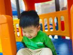 -黄浦乐烁龙鱼宝贝托育园(海潮路校区)