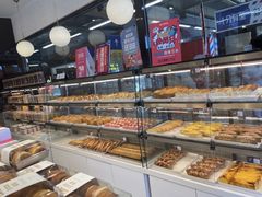 面包甜点陈列柜-金凤成祥(草桥店)