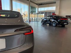 -TESLA 特斯拉(北京南四环中路特斯拉中心)