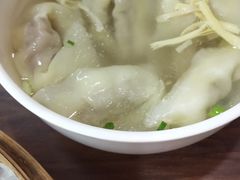 鲜肉馄饨-朱新年·苏式汤团·面点(北寺塔店)