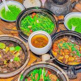 地道广式，先从啫苑·头牌啫煲开始！