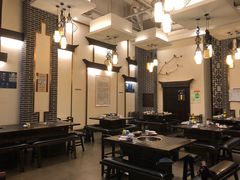 大堂-仁虎老火锅(黄泥磅店)