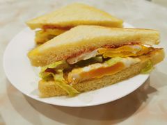 -爱的果实月嫂育婴师(世纪东方店)