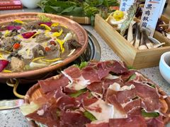 -阿婆情腊排骨火锅(金虹路店)