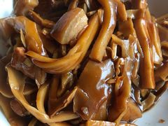 -云河农家乐饭店(福禄缘树山店)