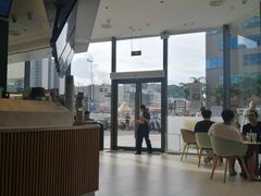 -奈雪的茶(优特汇店)