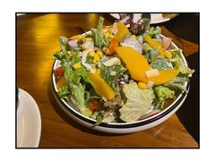 冰草黄桃色拉-MARU玛露音乐餐厅(前滩世贸店)