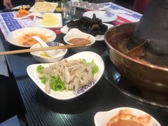 -楼外楼大刀肉传统火锅(西安大路店)