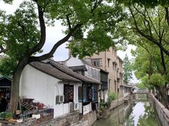 -小草屋轰趴馆别墅派对新场团建家庭聚会