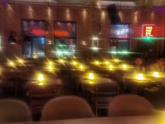 -FOUR PLAY BAR