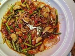 -霄汉牛三鲜湖北砂锅菜(万松园2店)
