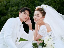 点击看大图 -挪娅婚纱摄影皇家会所