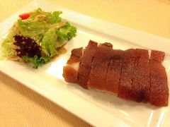 鸿运烧乳猪-唐宫海鲜舫