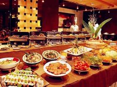 自助取餐区-嘉年华大酒店琴湾-自助餐厅