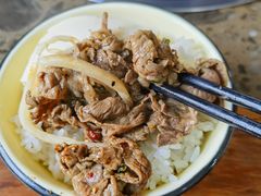 -黄利砖万峰林布依特色酸笋牛肉馆