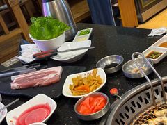 -木槿花韩式炭烤·熟成肉工坊(孙文东路店)