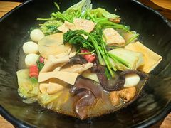 -万记麻辣烫国展总店