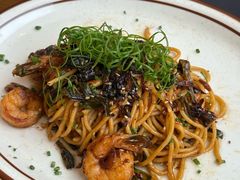 -Mark&Mars Restaurant