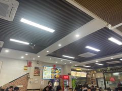 -钢阳酸菜红烧牛肉面(季乐路店)