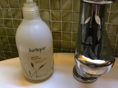 -辉哥火锅(虹桥路店)