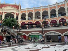 -佛罗伦萨小镇广佛名品奥特莱斯(疏港路店)