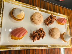 -L'ATELIER de Joel Robuchon(外滩18号店)