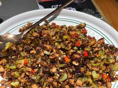 黑三剁-云海肴·汽锅鸡·云南菜(高德置地店)