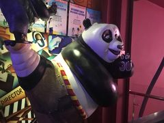 等候区-喜满客巨幕/4D激光影城