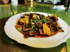 牛肉回锅-新月餐厅(北街店)