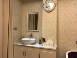 -悦芳庭美肤美体品牌集合店