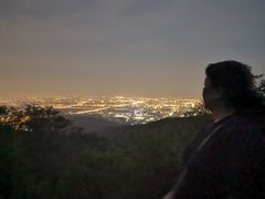 -鬼笑石后山停车场
