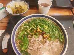 -云阿蛮云南生烫牛肉米线(奉贤路店)