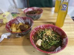 -小吴水煮(羊子巷无任何分店)