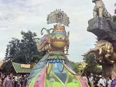 -七彩云南欢乐世界