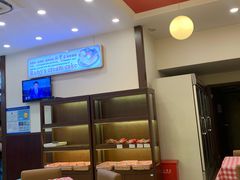 -红宝石·鲜奶小方·海派西点房(南丹店)