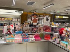 -泡泡玛特POPMART(蓝色港湾店)