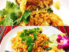 黄咖喱虾配米饭-Tikky Cafe